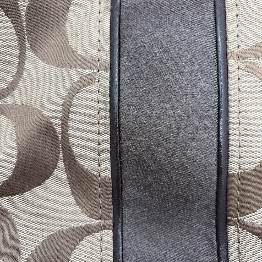 Coach crossbody classic